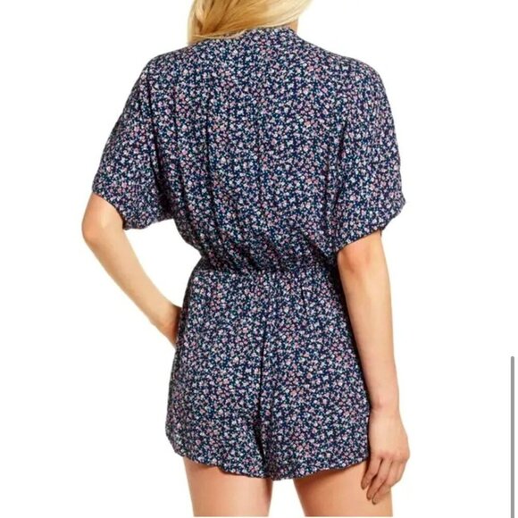 Rails Minka Navy Blue & Pink Short Sleeve V-neck Front Key-hole & Tie Romper M - Picture 4 of 16